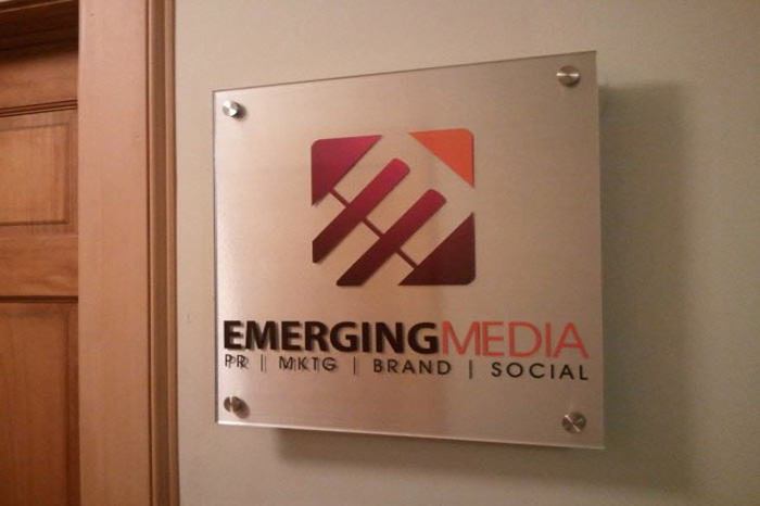 Door Sign Company Lahore